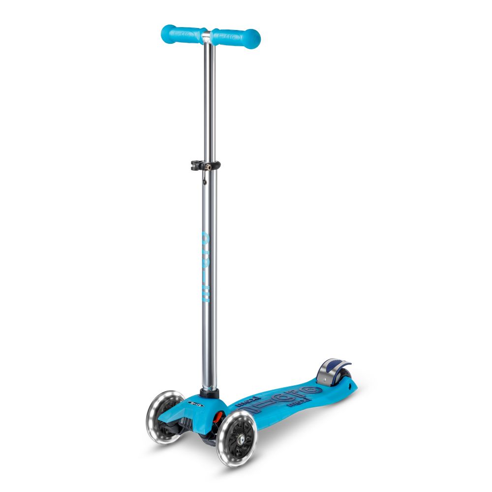 Micro Maxi Deluxe Glow LED Crystal Blue Scooter