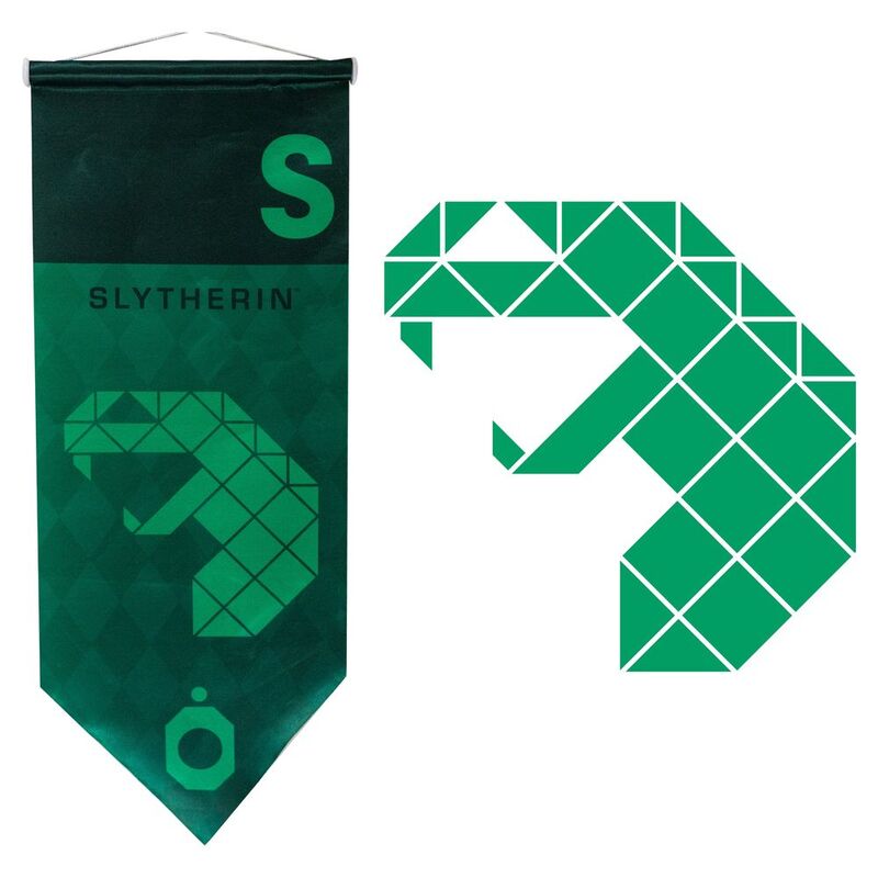 Sihir Dukkani Harry Potter Wizarding World Slytherin Pennant Sword Cut (30x75cm) Sihir Dukkani Harry Potter Wizarding World Slytherin Pennant Sword Cut (30x75cm)