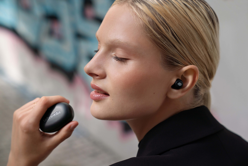 Urbanista Lisbon True Wireless Earbuds - Midnight Black